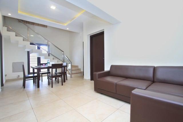 אוטי Albisville Hilltop Mansion מראה חיצוני תמונה